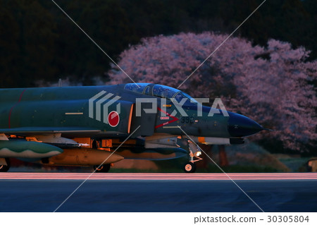 空中自衛隊戰鬥機徵收RF-4 EJ 30305804