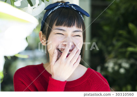 Lily smiling woman 30310560