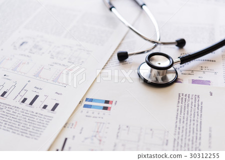 Medical paper 30312255