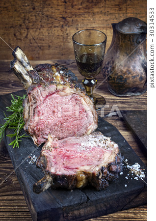 Dry Aged Cote de Boeuf 30314533