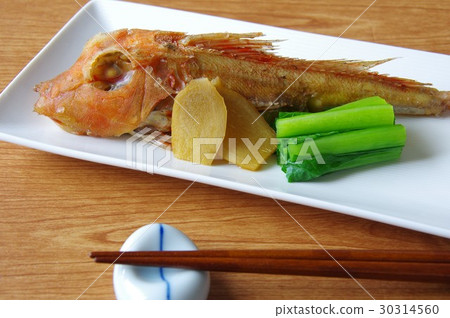 Boiled fish · mushrooms Boiled fish · mushrooms 30314560