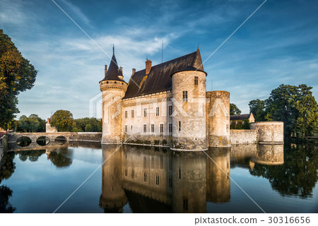 Chateau of Sully-sur-Loire at sunset, France 30316656