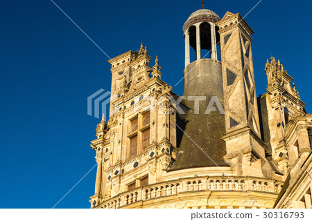 The royal Chateau de Chambord, France 30316793