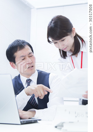 Business woman to convince your boss 30317808