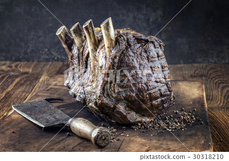 Dry Aged Raw Cote de Boeuf Dry Aged Raw Cote de Boeuf 30318210