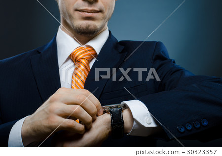 businessman businessman 30323357