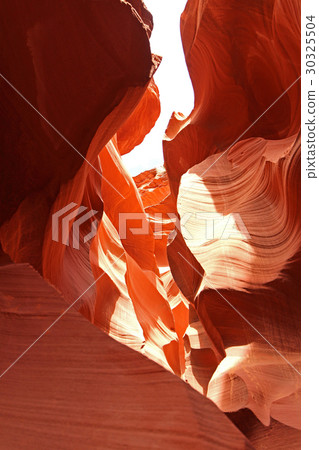 Beautiful rock formations beautiful in Lower Antelope Canyon, USA 30325504