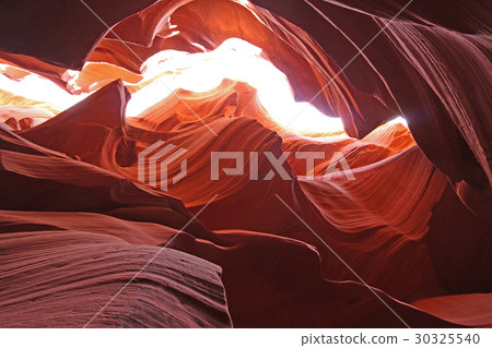 Beautiful rock formations beautiful in Lower Antelope Canyon, USA 30325540