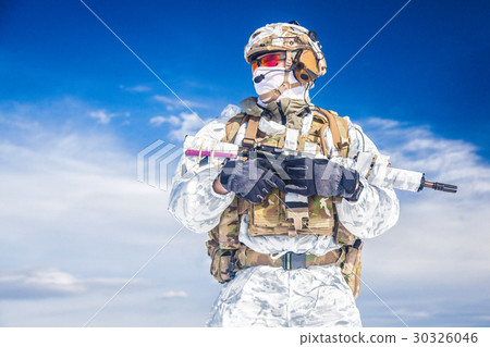 Winter arctic mountains warfare 30326046