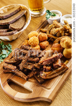 appetizer in the bar 30333040