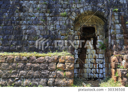 Industrial Heritage of Besshi Copper Mine "Dongpyeong" Trace of the Storage Tank 30336508