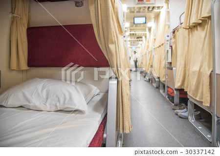 Sleeping compartment on train 30337142