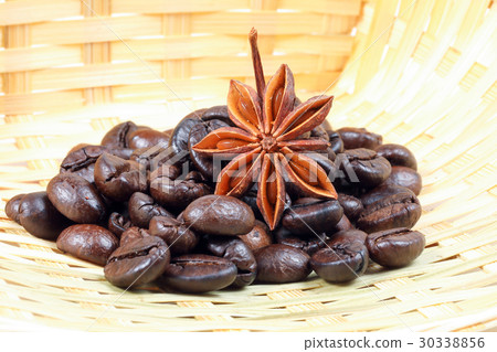 Star Anise Coffee bean Star Anise Coffee bean 30338856