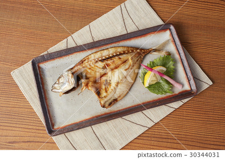 Dried horse mackerel 30344031
