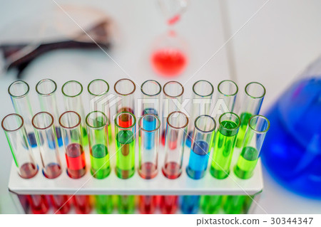 Laboratory test-tubes and retorts 30344347