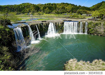 Hatassis waterfall rainbow 30345019