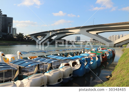 Taiwan Xinbei Xindian Bitan Tourist Attractions 30348485