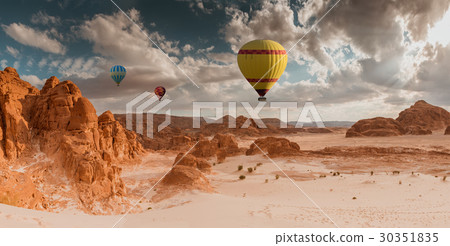 Hot Air Balloon travel over desert Hot Air Balloon travel over desert 30351835