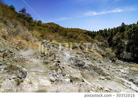 Komatsu Hell Komatsu Hell 30352018