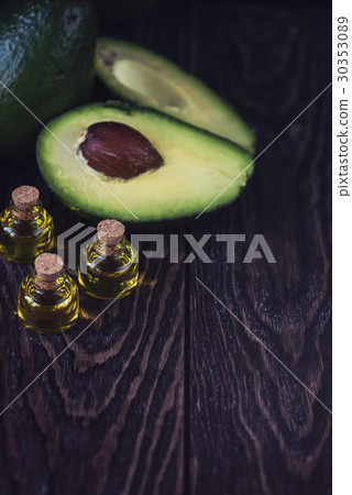 Oil of avocado Oil of avocado 30353089