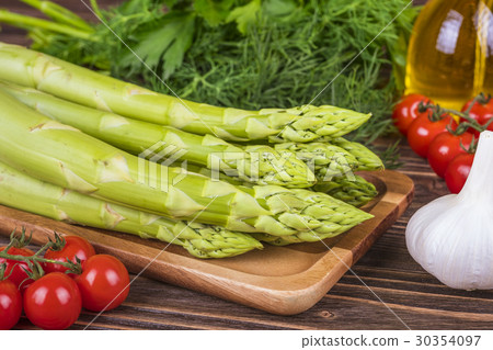 Fresh Asparagus 30354097