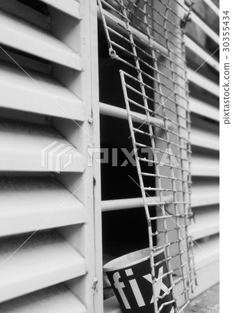 Broken lattice on the window 30355434