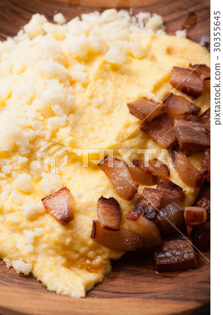 Polenta with bacon 30355645