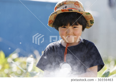 A boy who waters A boy who waters 30356463