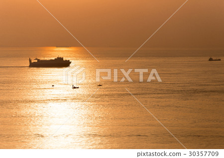 Sunrise of the Akashi Channel Sunrise of the Akashi Channel 30357709