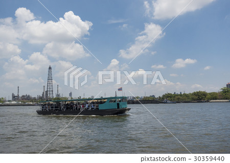The ferry crossing Chao praya river. 30359440