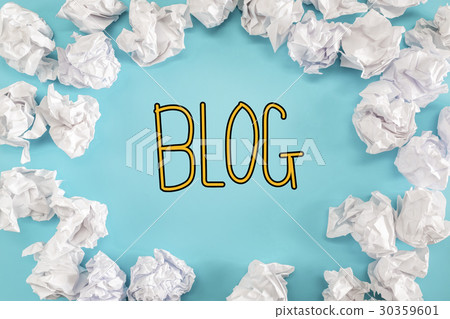 Blog text with crumpled paper balls 30359601