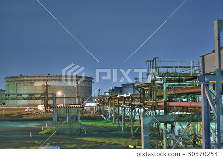 [Osaka] Factory night view 30370253