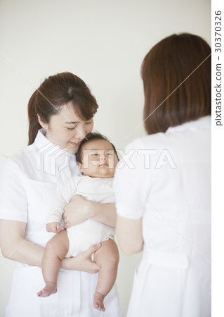 White Coat Women and Infants 30370326