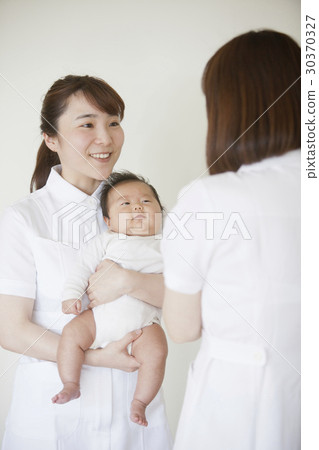 White Coat Women and Infants 30370327