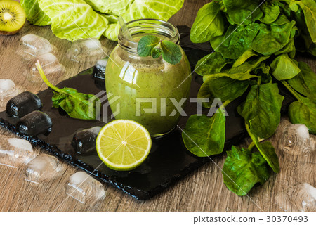 Detox diet. Green smoothie with fruits 30370493