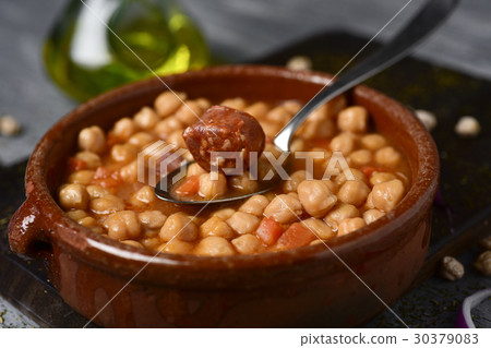 potaje de garbanzos, spanish chickpeas stew potaje de garbanzos, spanish chickpeas stew 30379083