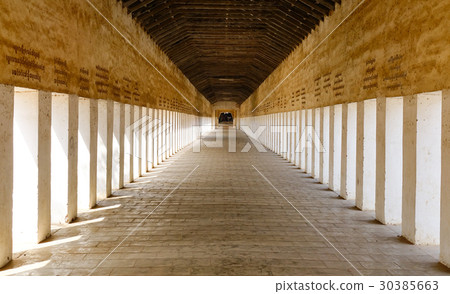 Shwezigon Pagoda in Bagan, Myanmar 30385663
