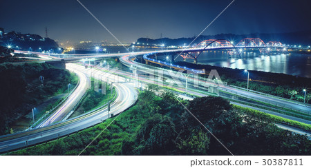 關渡大橋夜景 30387811
