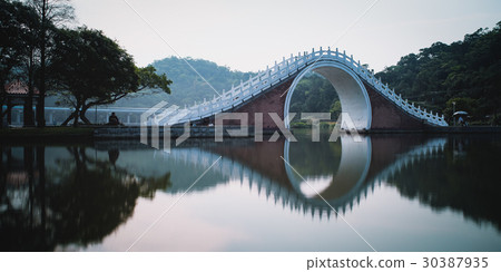 大湖公園錦帶橋 30387935