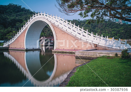 大湖公園錦帶橋 大湖公園錦帶橋 30387936