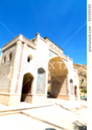 in iran  the old gate 30389500