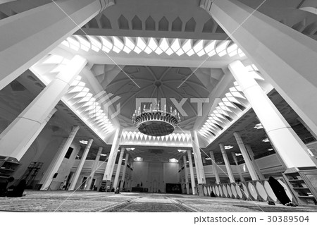 in iran inside the old antique mosque in iran inside the old antique mosque 30389504
