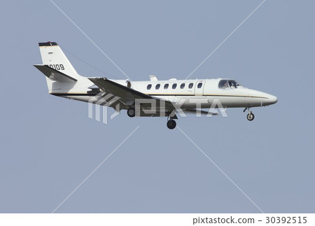 US Army 's flying UC - 35 A transport aircraft US Army 's flying UC - 35 A transport aircraft 30392515