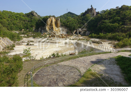 泉山磁場（日本瓷器的原產地） 30396007