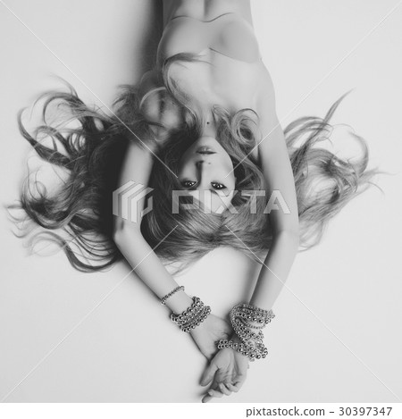 Luxury blonde Luxury blonde 30397347