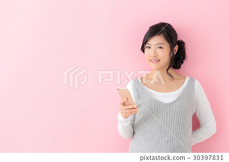 young girl 30397831