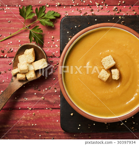 pumpkin puree 30397934