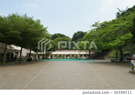 Hong Kong Shaolin Martial Arts Cultural Center 30399511