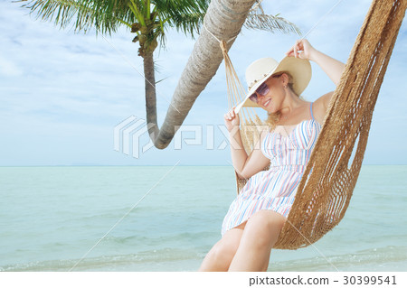 in hammock in hammock 30399541