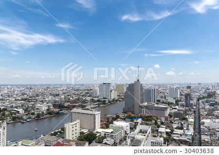 Cityscape with blue sky and clouds in bangkok 30403638